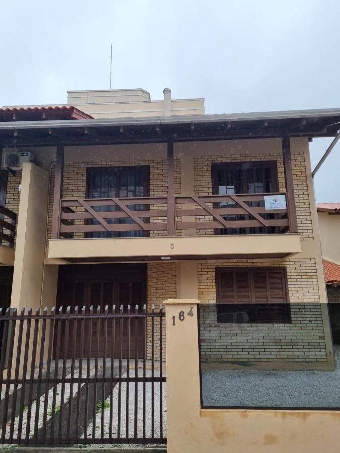 Casa Em Bombinhas Almeida E Moraes Perto Da Praia Exteriör bild